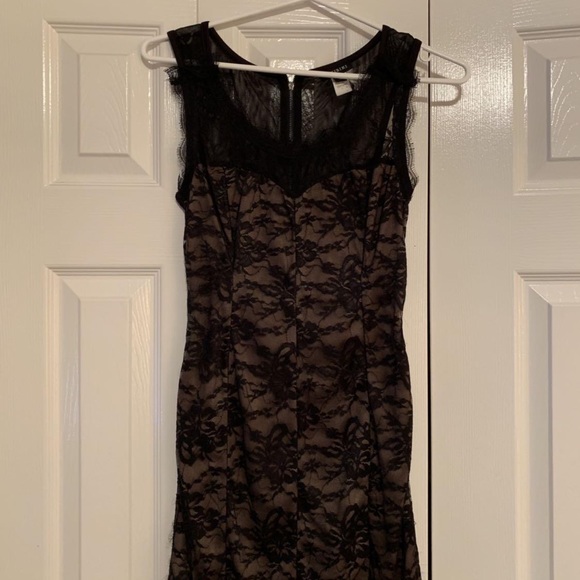 Lace Mini Dress - Picture 3 of 3